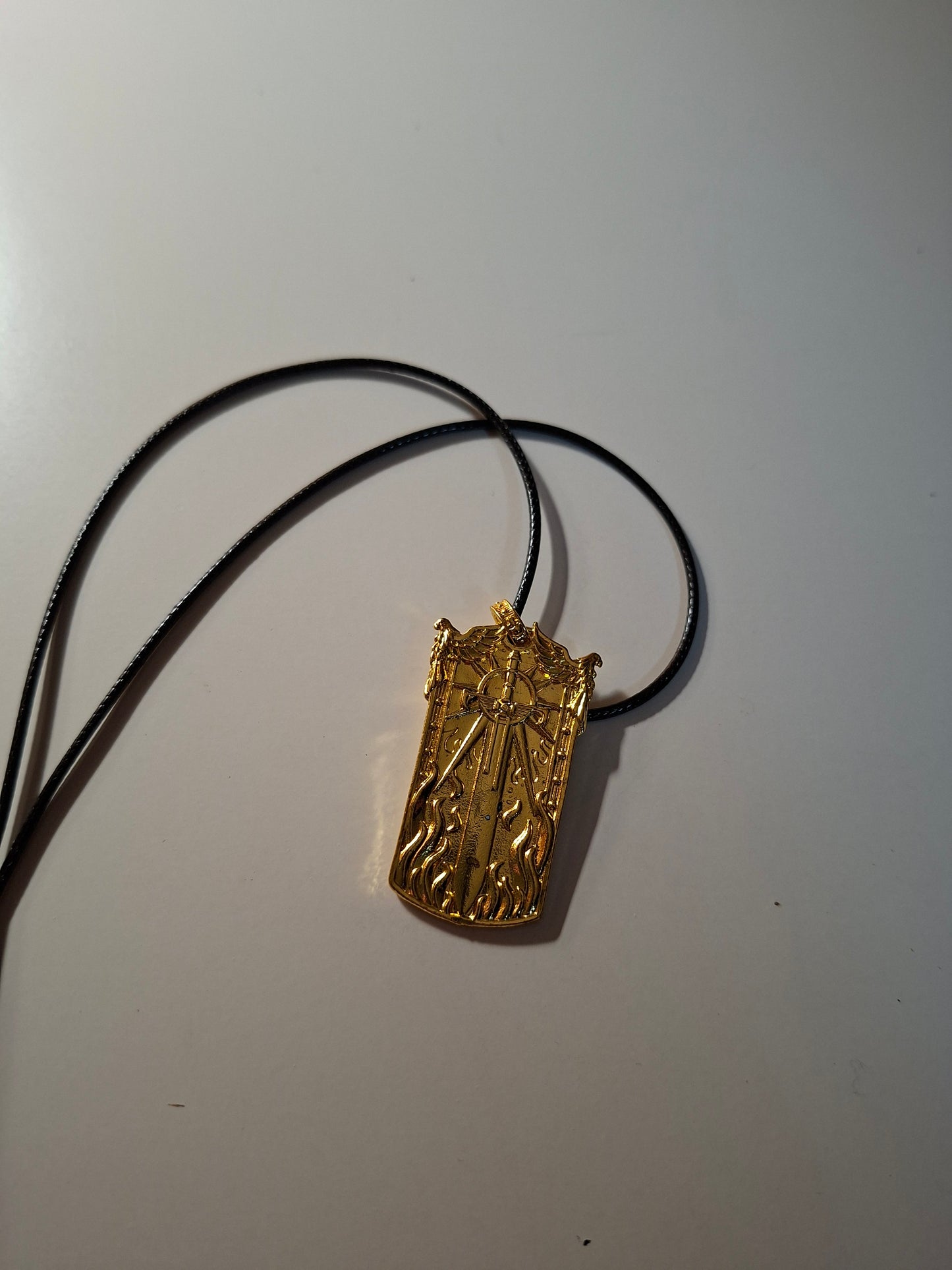 40k Metal Emperor of Mankind Necklace (Gold color)